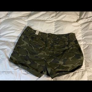 Torrid cami print shorts